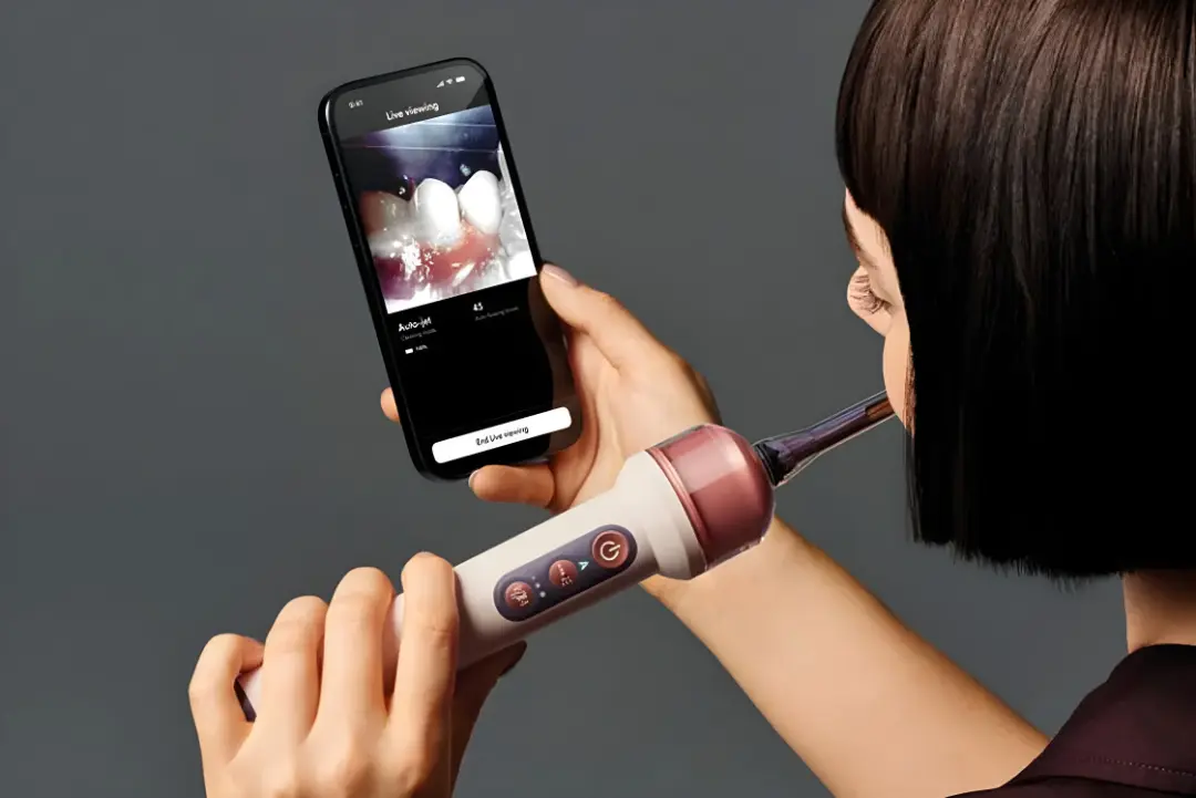 dyson-camerajet-smart-toothbrush-6a96a445420fe43083952ebb