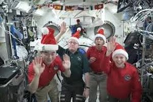 پیام تبریک کریسمس فضانوردان ایستگاه فضایی بین‌المللی/ ویدئو