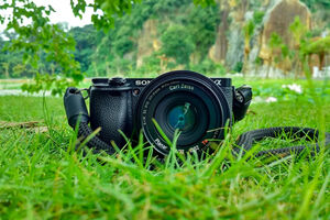 دوربین DSLR بهتر است یا Mirrorless؟ بررسی تفاوت‌ها و کاربرد هرکدام