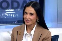 دمی مور: جنگ با هوش مصنوعی شکست خورده است