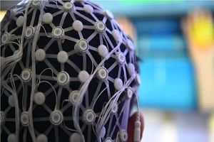 اولین آزمایش موفقیت‌آمیز رابط بی‌سیم مغز و رایانه در فضا