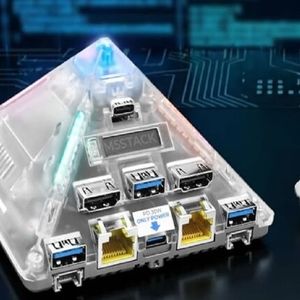 رونمایی از رایانه هرمی‌شکل جدید چین