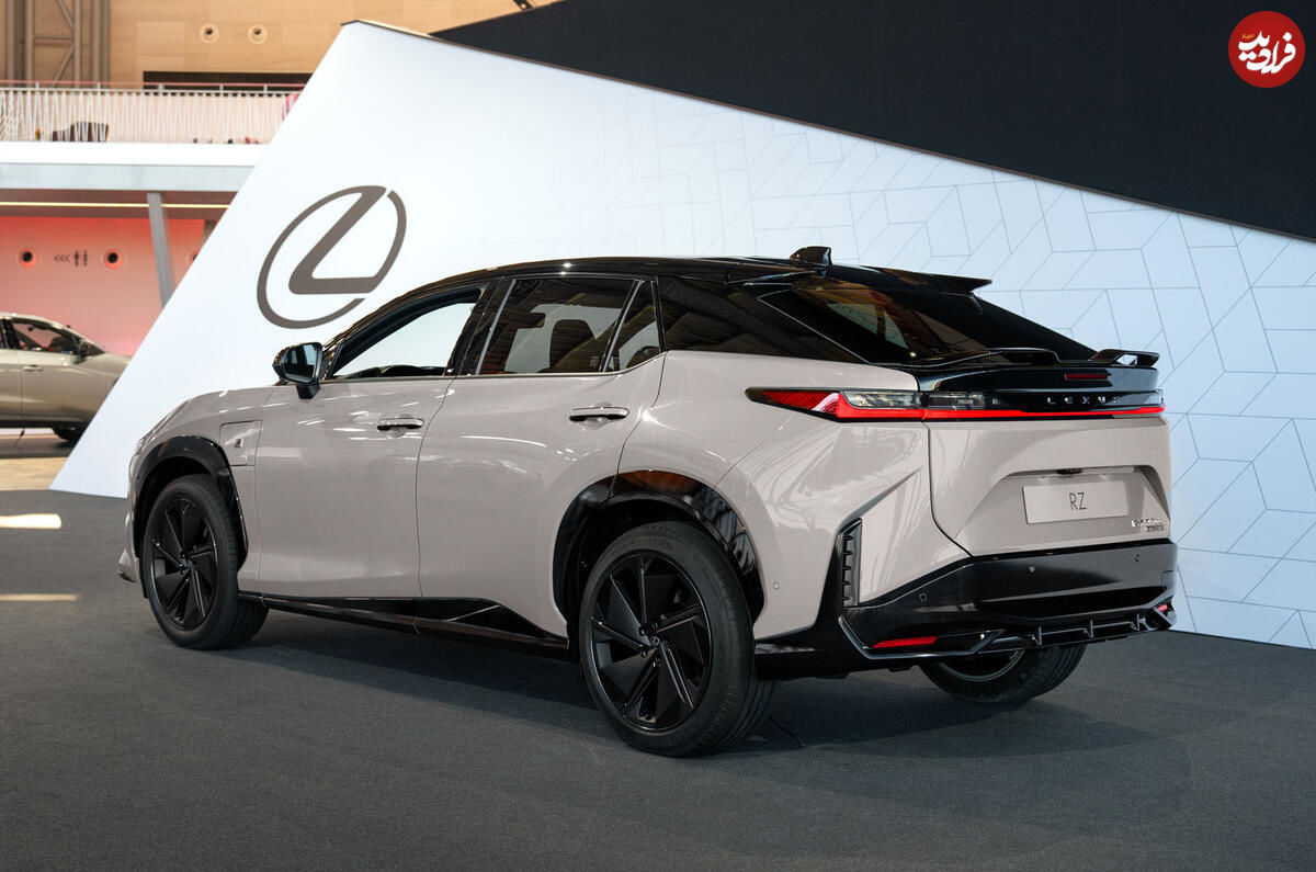 lexus-rz-f-sport-2025-rear-quarter