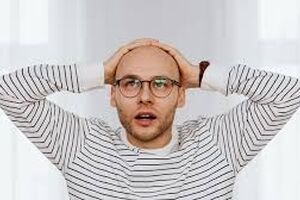 وقتی مغزمان سر خود موسیقی پخش می‌کند؛ چگونه از شر کرم گوش خلاص شویم؟