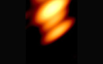 اولین عکس از رقص کیهانی ۲ سیاه‌چاله منتشر شد