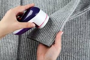 چگونه پرز را از روی پالتو و کت فوتر از بین ببریم؟ 