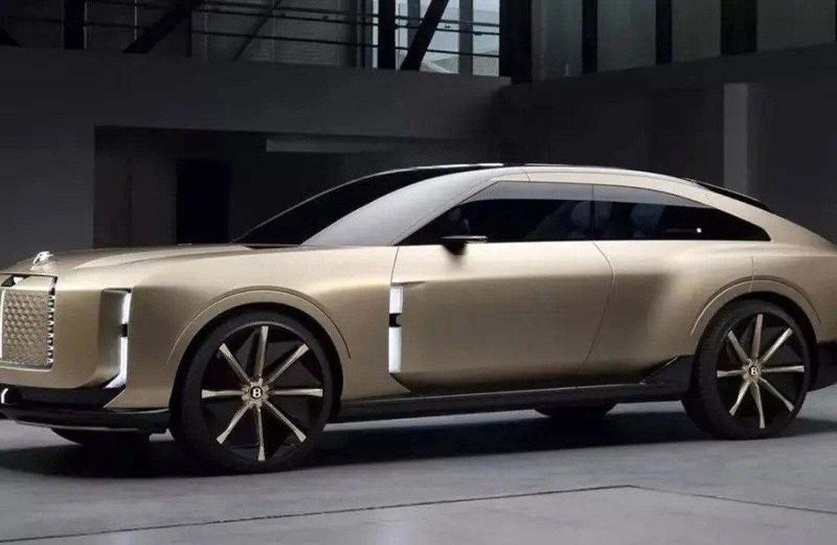 سدان فوق‌لوکس بنتلی با قدرت دیوانه‌وار می‌آید