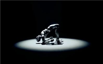 اولین ربات انسان‌نمای فضانورد جهان معرفی شد