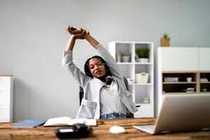چند تمرین برای کارمندهای پشت میز نشین