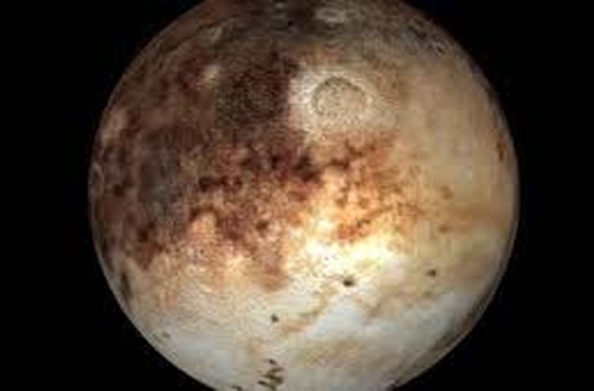 سیاره‌ای کوتوله‌ با قلب یخی و حقایق اسرارآمیز