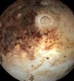 سیاره‌ای کوتوله‌ با قلب یخی و حقایق اسرارآمیز