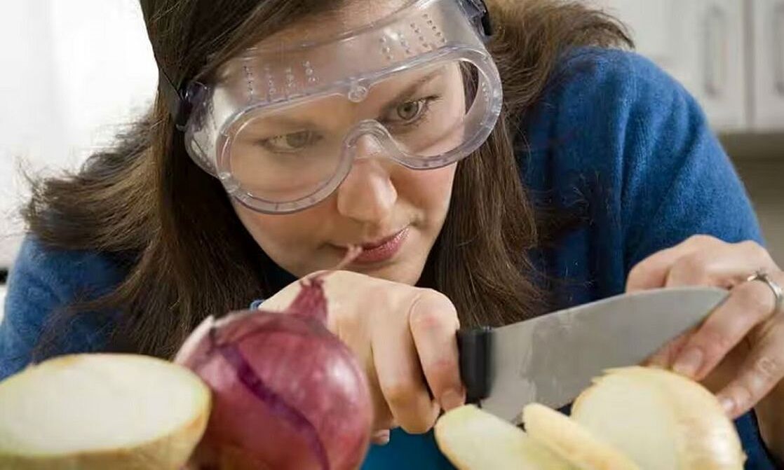 چرا «پیاز» باعث اشک ریختن می‌شود؟ 
