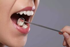 ثبات رنگ کامپوزیت‌های دندانی با نانوساختارها