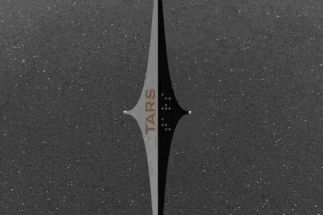 با نمونه مینیاتوری ربات فیلم «میانستارهای» آشنا شوید