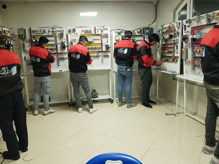 آموزش برق صنعتی آموزشگاه فنی حرفه ای دارالفنون