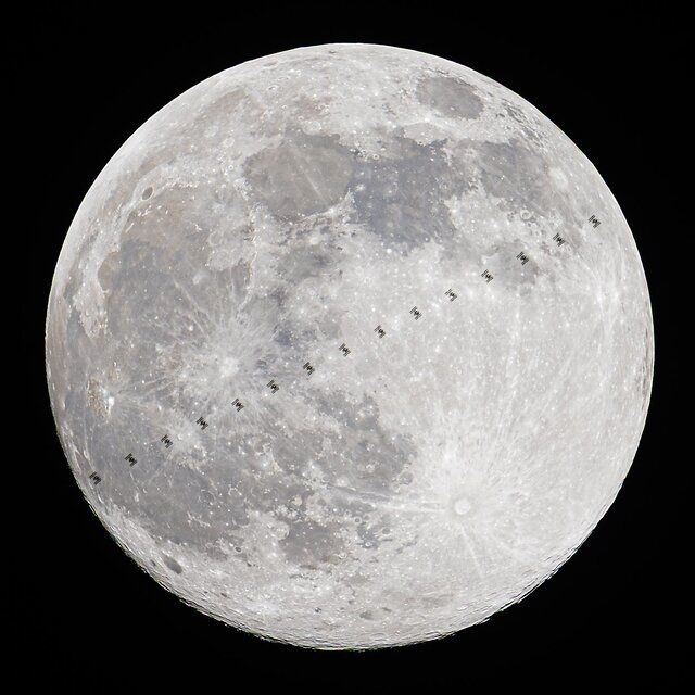 وقتی ساکنان فضا و زمین از یکدیگر عکس می‌گیرند