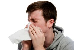 آلرژی، سرماخوردگی، آنفلوآنزا؛ چگونه علائم را تشخیص دهیم؟