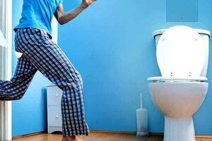 عوارض نگه داشتن ادرار به مدت طولانی