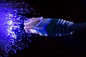 تفاوت اینترنت فیبرنوری با اینترنت ADSL و اینترنت پوینت تو پوینت (P2P)  