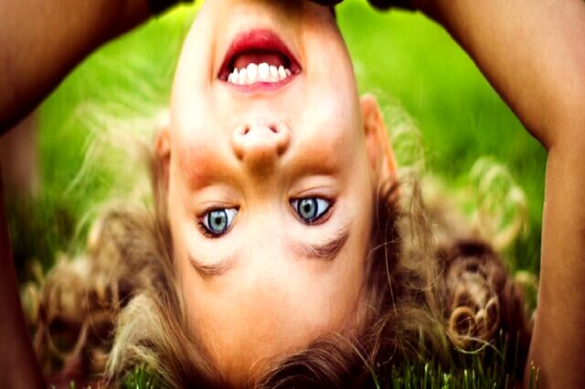 آیا چشم‌ها واقعاً دنیا را وارونه می‌بینند؟