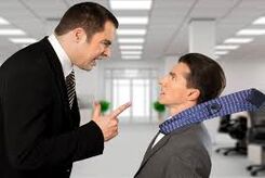 چگونه خشم و عصبانیت از کارفرما را مدیریت کنیم؟ 5 درس که هر کارمندی باید بیاموزد